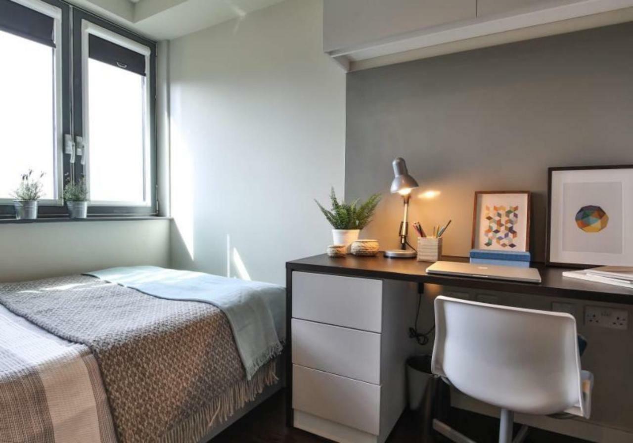 Hashtag South Bank Campus Accommodation 런던 외부 사진