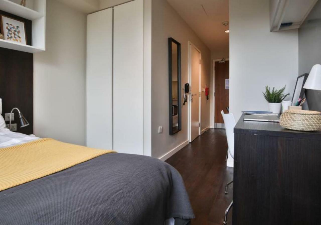 Hashtag South Bank Campus Accommodation 런던 외부 사진